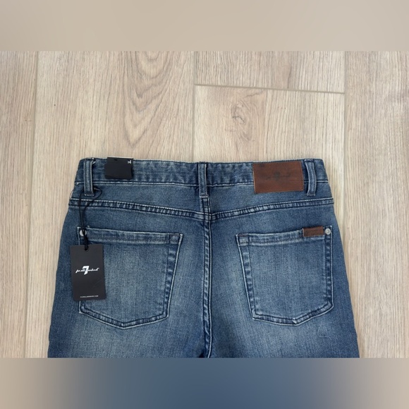 7 SEVEN ALL MANKIND Boys Blue Jeans 👦
*NEW WITH TAGS 🏷️ - Picture 13 of 16